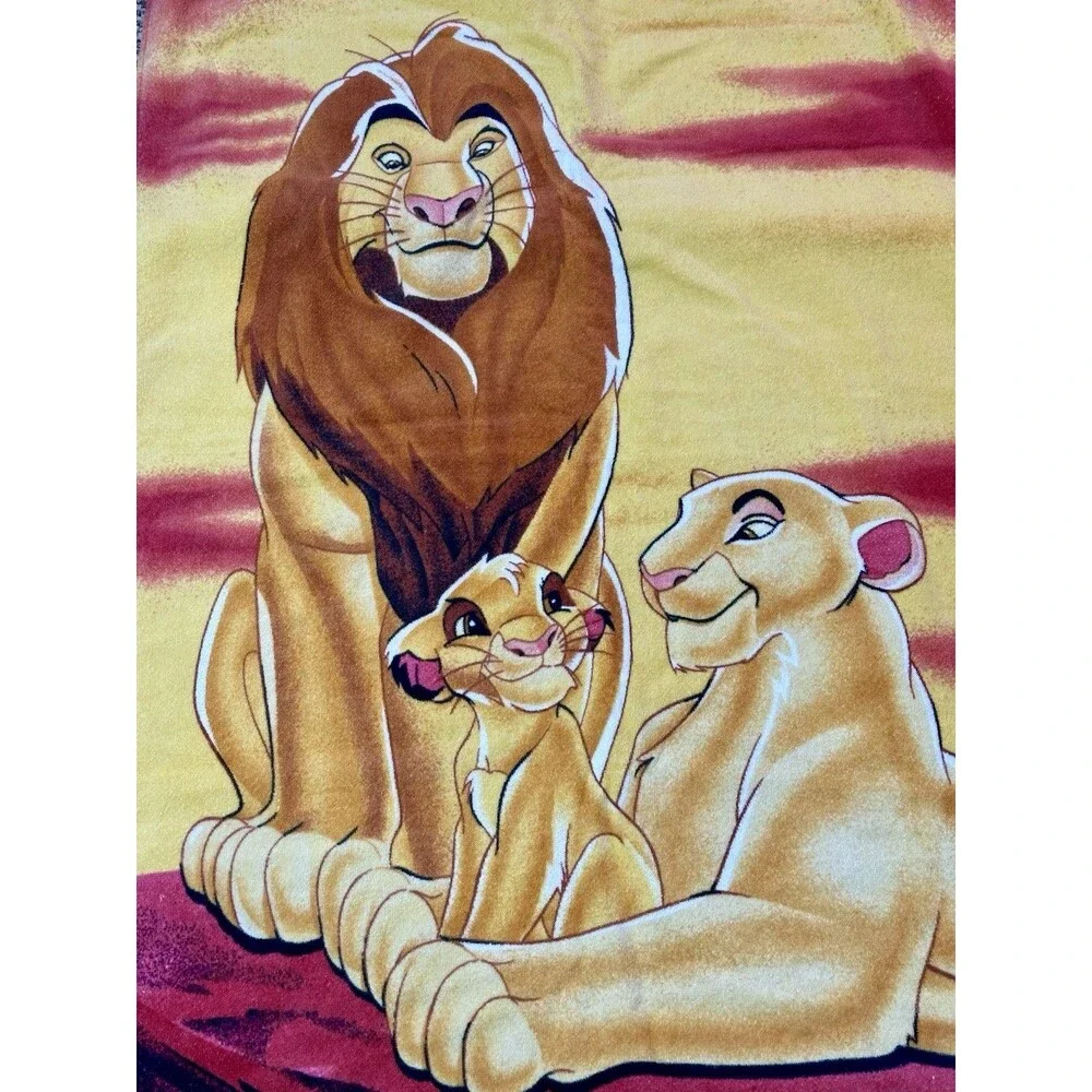 Vintage 1990’s DISNEY'S THE LION KING Beach Towel with Mufasa Simba 27x56